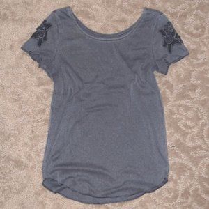 MUDD- Gray Top With Embroidered Sleeves